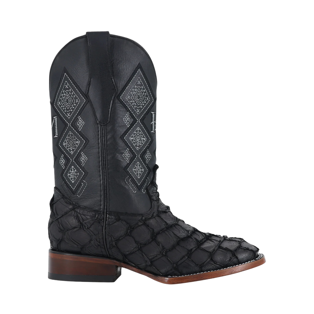 Pescado Pirarucu Nobuck Negro, Horma Bulldog