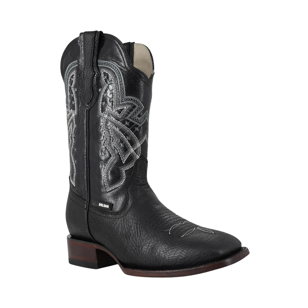 Buffalo Negro, Horma Bulldog
